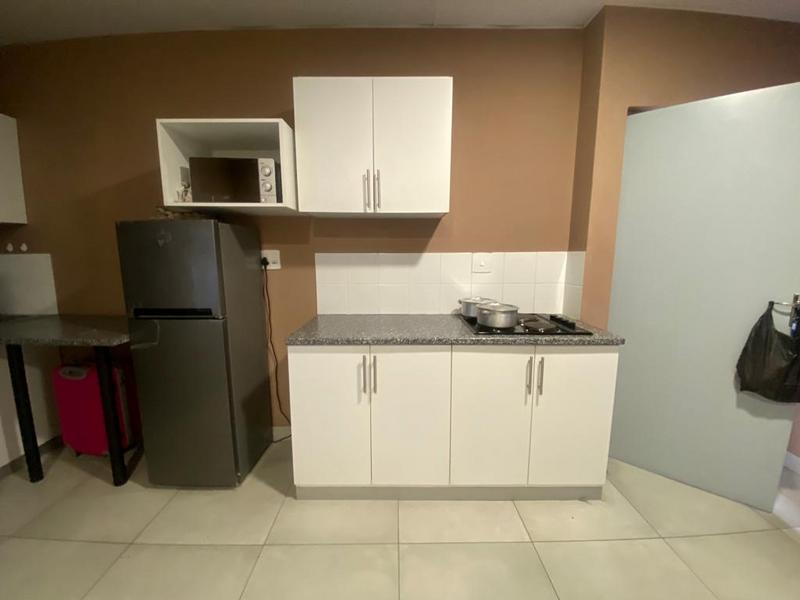 To Let 1 Bedroom Property for Rent in Berea KwaZulu-Natal