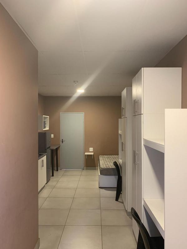 To Let 1 Bedroom Property for Rent in Berea KwaZulu-Natal