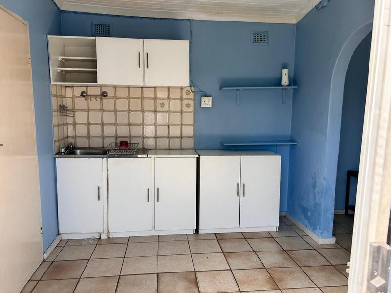 To Let 1 Bedroom Property for Rent in Glenmore KwaZulu-Natal