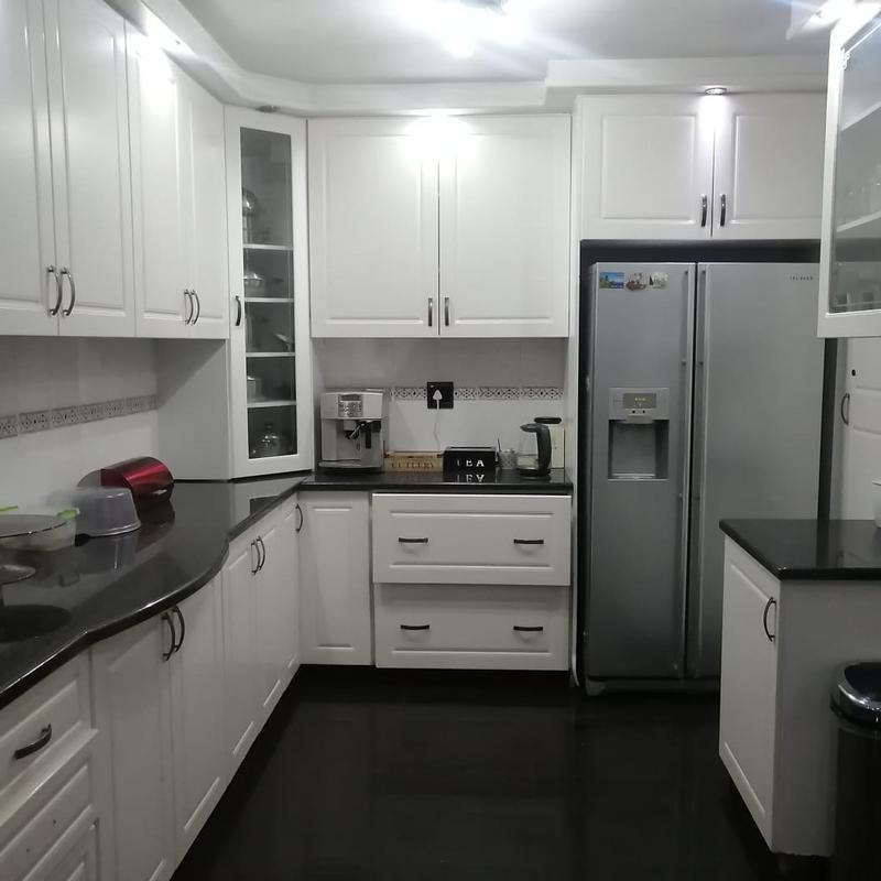 6 Bedroom Property for Sale in Escombe KwaZulu-Natal