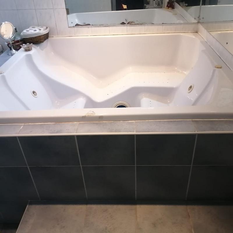 6 Bedroom Property for Sale in Escombe KwaZulu-Natal