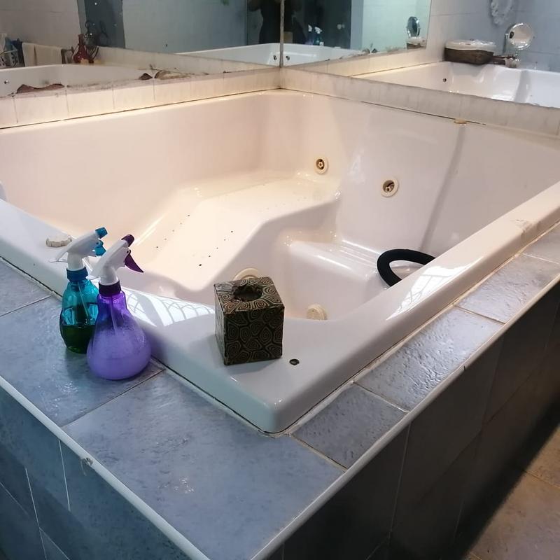 6 Bedroom Property for Sale in Escombe KwaZulu-Natal