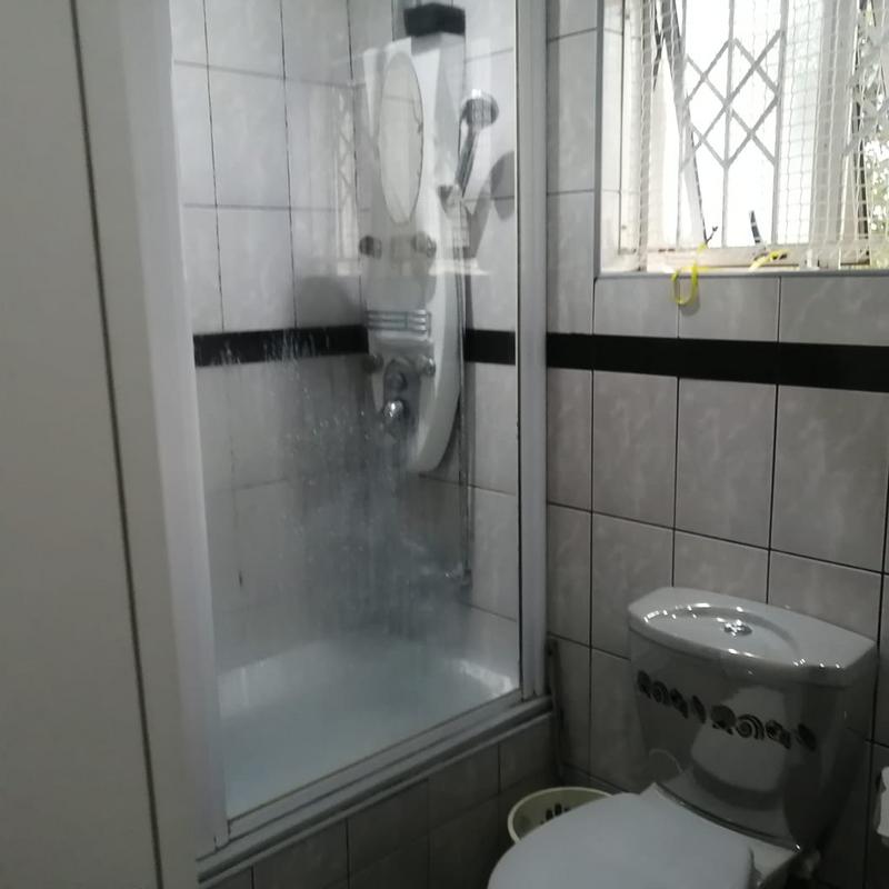 6 Bedroom Property for Sale in Escombe KwaZulu-Natal