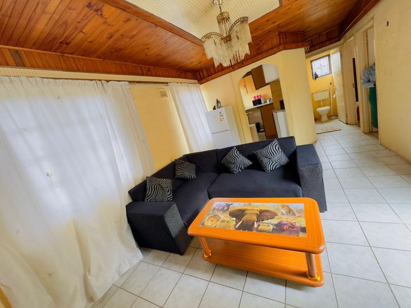 2 Bedroom Property for Sale in Umlazi D KwaZulu-Natal