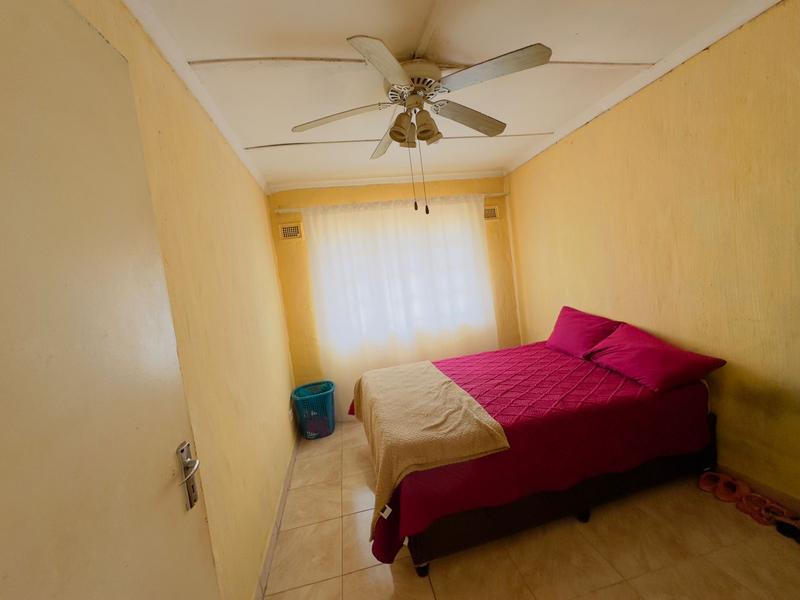 2 Bedroom Property for Sale in Umlazi D KwaZulu-Natal