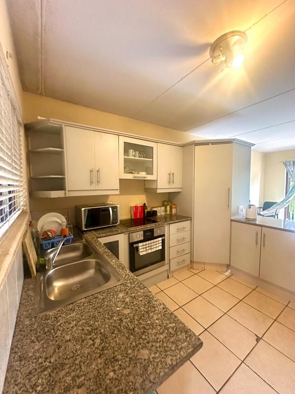 2 Bedroom Property for Sale in Montclair KwaZulu-Natal