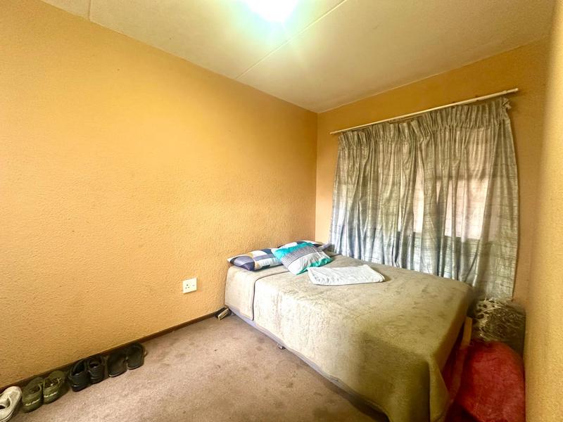 2 Bedroom Property for Sale in Montclair KwaZulu-Natal