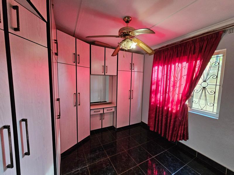 6 Bedroom Property for Sale in Everest Heights KwaZulu-Natal
