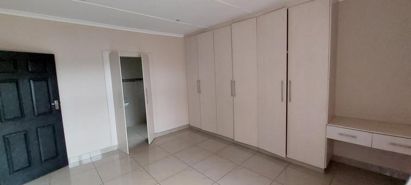 2 Bedroom Property for Sale in Bishopstowe KwaZulu-Natal