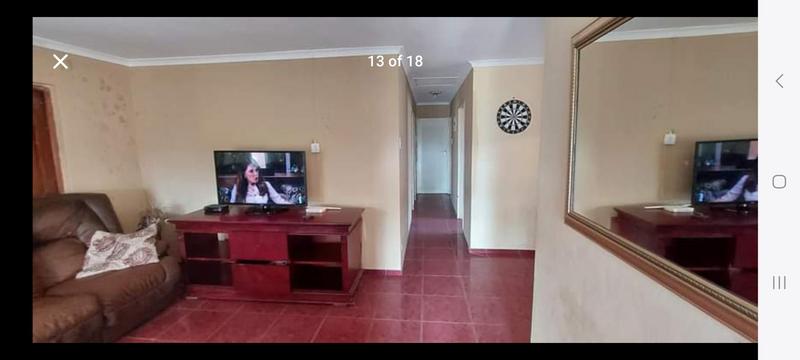 3 Bedroom Property for Sale in Panorama Gardens KwaZulu-Natal