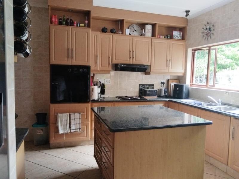 5 Bedroom Property for Sale in Widenham KwaZulu-Natal