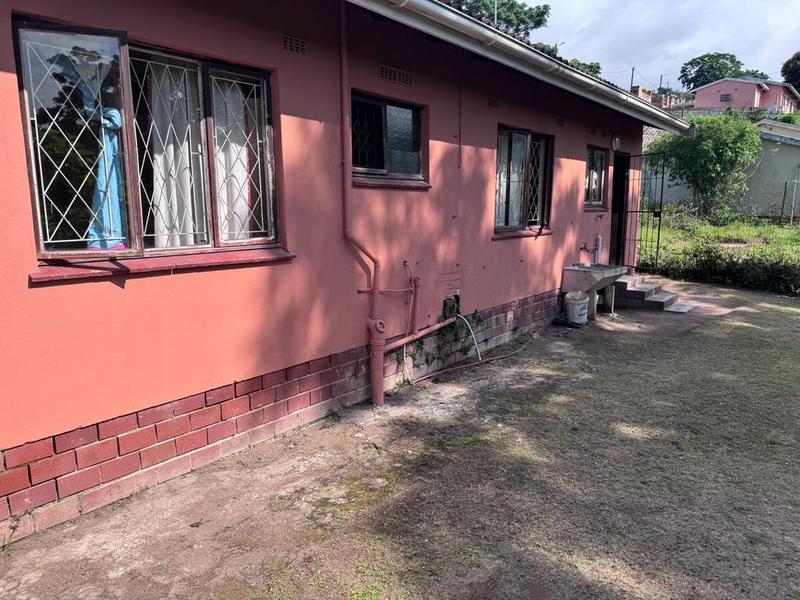 3 Bedroom Property for Sale in Kwandengezi KwaZulu-Natal