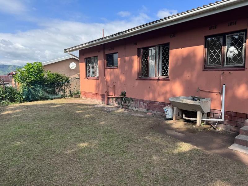 3 Bedroom Property for Sale in Kwandengezi KwaZulu-Natal