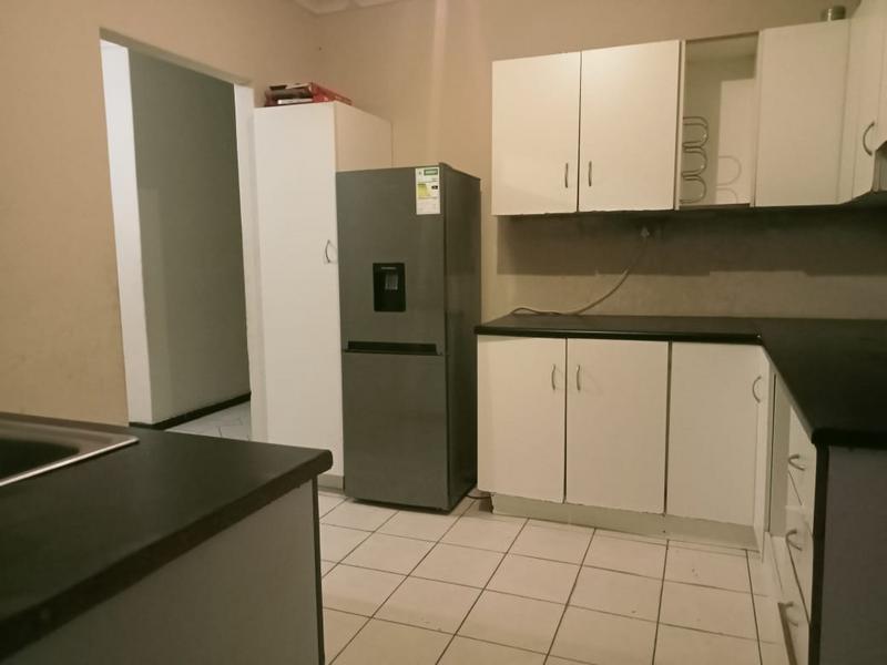 3 Bedroom Property for Sale in Kwandengezi KwaZulu-Natal