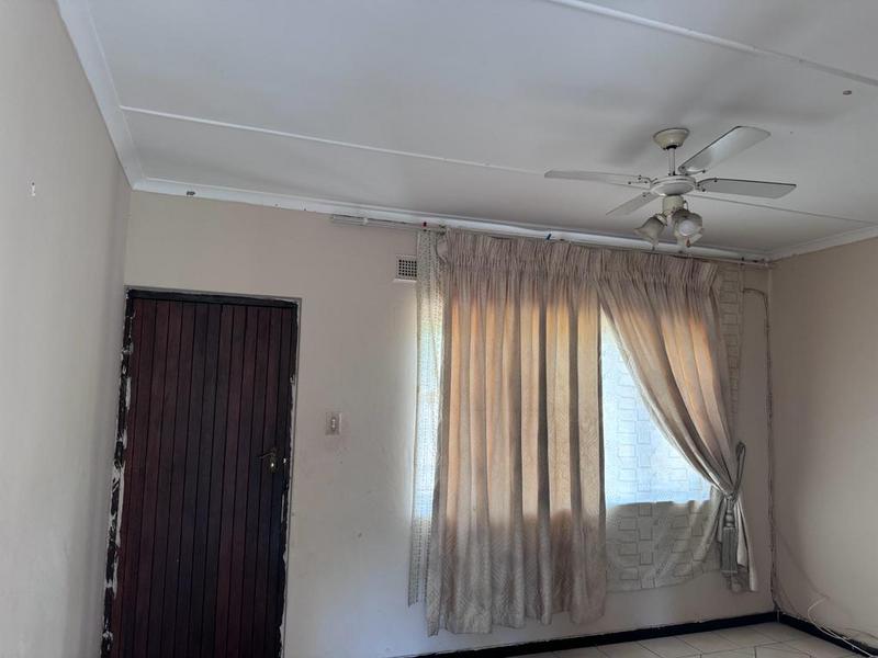 3 Bedroom Property for Sale in Kwandengezi KwaZulu-Natal