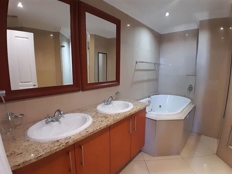 2 Bedroom Property for Sale in Point Waterfront KwaZulu-Natal