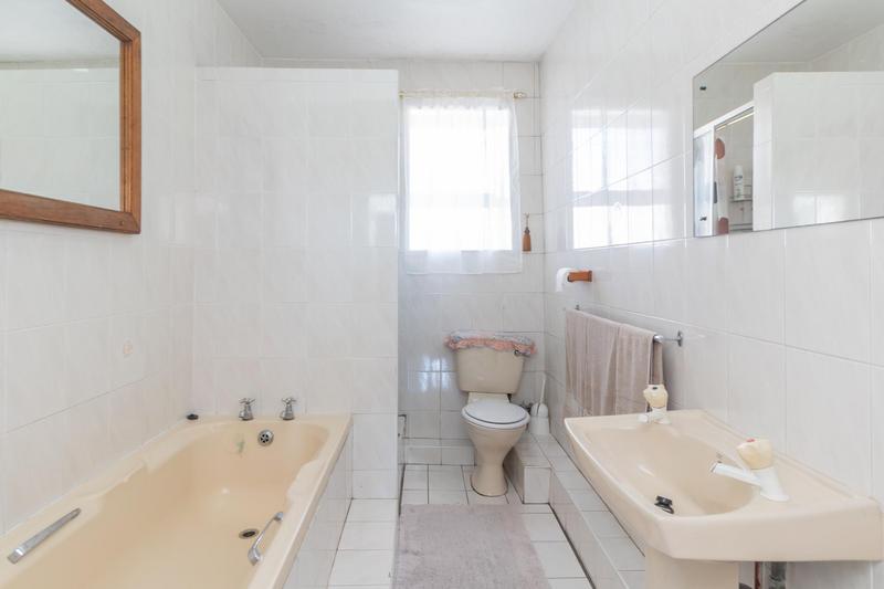 3 Bedroom Property for Sale in Amanzimtoti KwaZulu-Natal