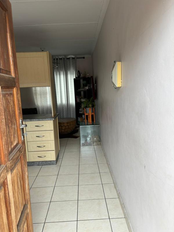 To Let 2 Bedroom Property for Rent in Richem KwaZulu-Natal