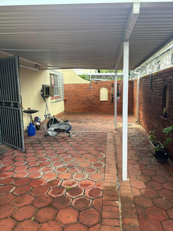 To Let 3 Bedroom Property for Rent in Fairview KwaZulu-Natal