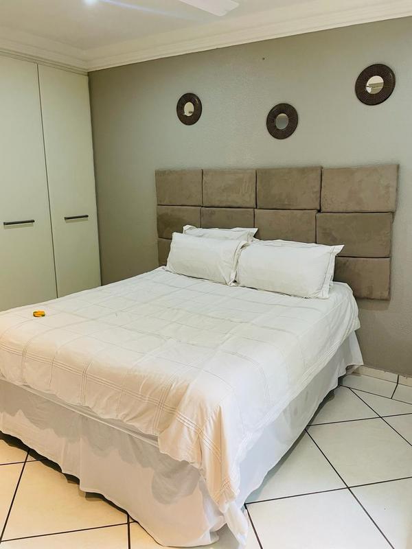 To Let 2 Bedroom Property for Rent in Margate KwaZulu-Natal