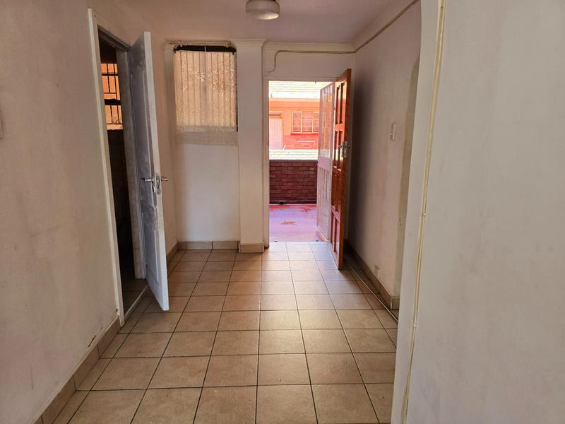 1 Bedroom Property for Sale in Durban Central KwaZulu-Natal