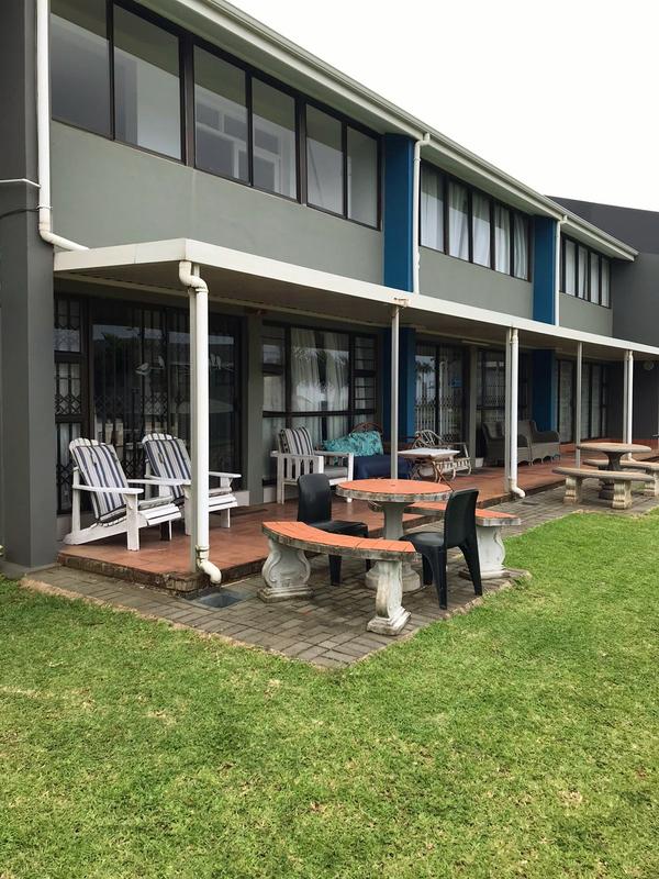 2 Bedroom Property for Sale in Winklespruit KwaZulu-Natal