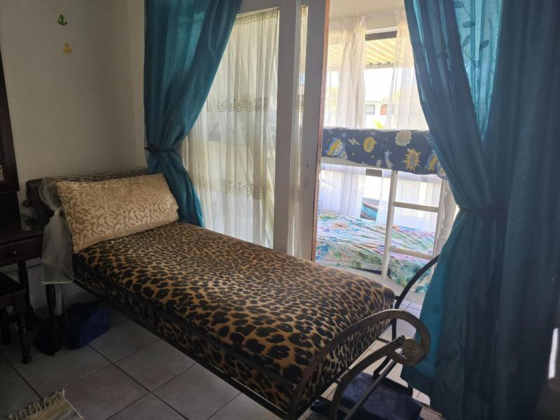 2 Bedroom Property for Sale in Winklespruit KwaZulu-Natal