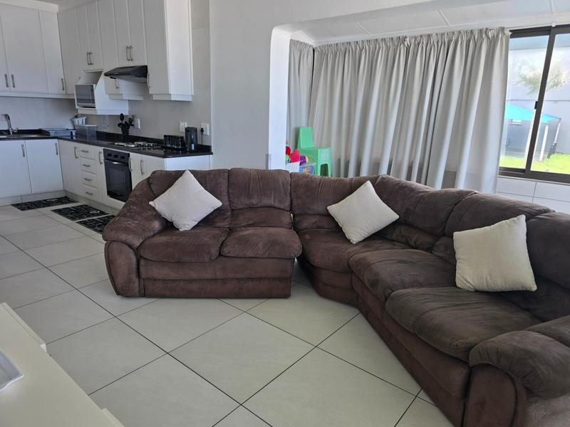 2 Bedroom Property for Sale in Winklespruit KwaZulu-Natal