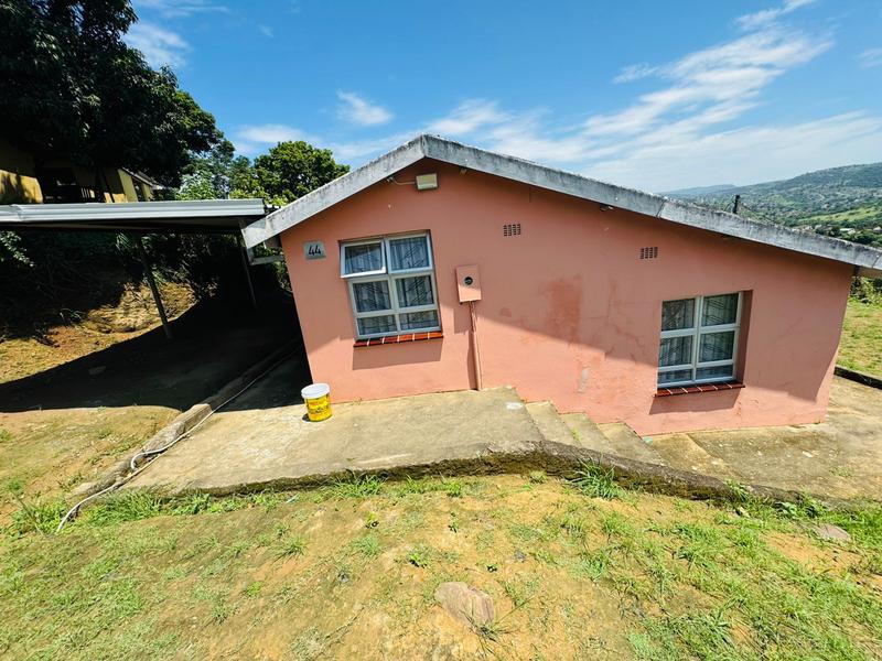 2 Bedroom Property for Sale in Umlazi KwaZulu-Natal