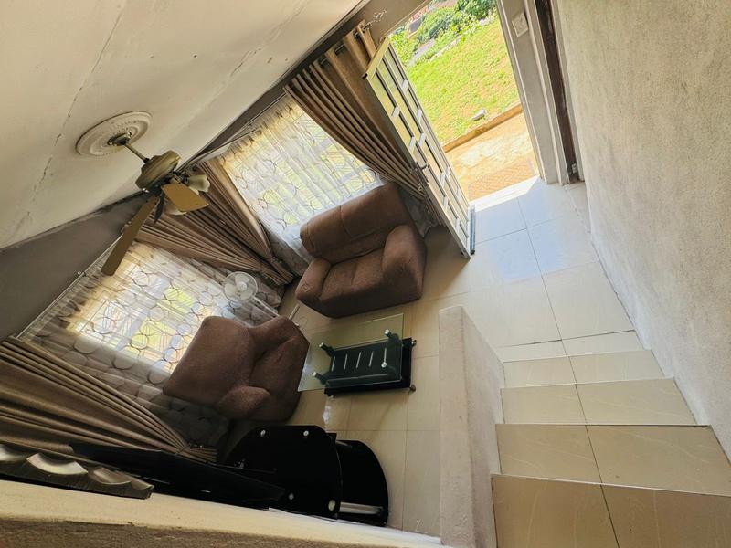 2 Bedroom Property for Sale in Umlazi KwaZulu-Natal