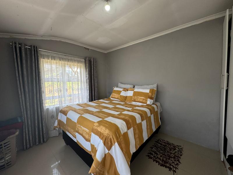 2 Bedroom Property for Sale in Umlazi KwaZulu-Natal