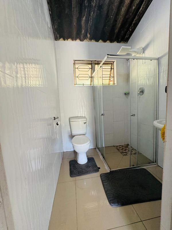 2 Bedroom Property for Sale in Umlazi KwaZulu-Natal