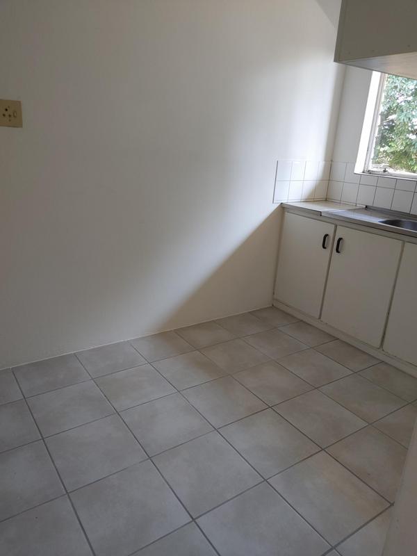 To Let 2 Bedroom Property for Rent in Avoca KwaZulu-Natal
