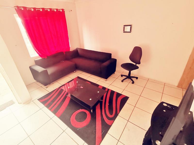 1 Bedroom Property for Sale in Reservoir Hills KwaZulu-Natal