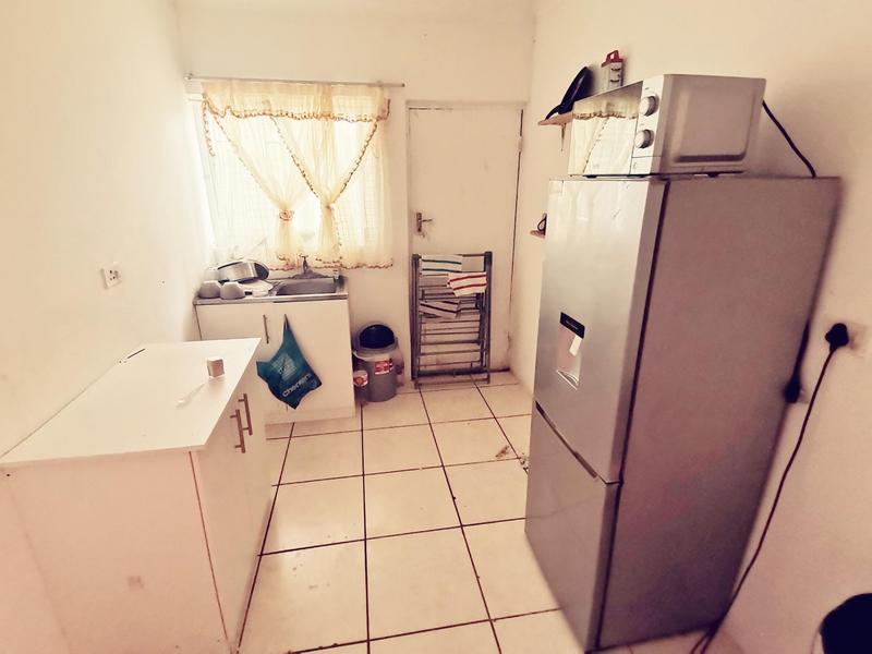 1 Bedroom Property for Sale in Reservoir Hills KwaZulu-Natal