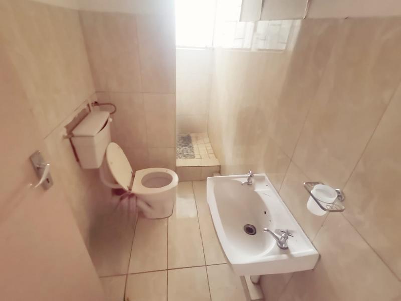 1 Bedroom Property for Sale in Reservoir Hills KwaZulu-Natal