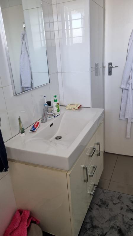 To Let 2 Bedroom Property for Rent in Doonside KwaZulu-Natal
