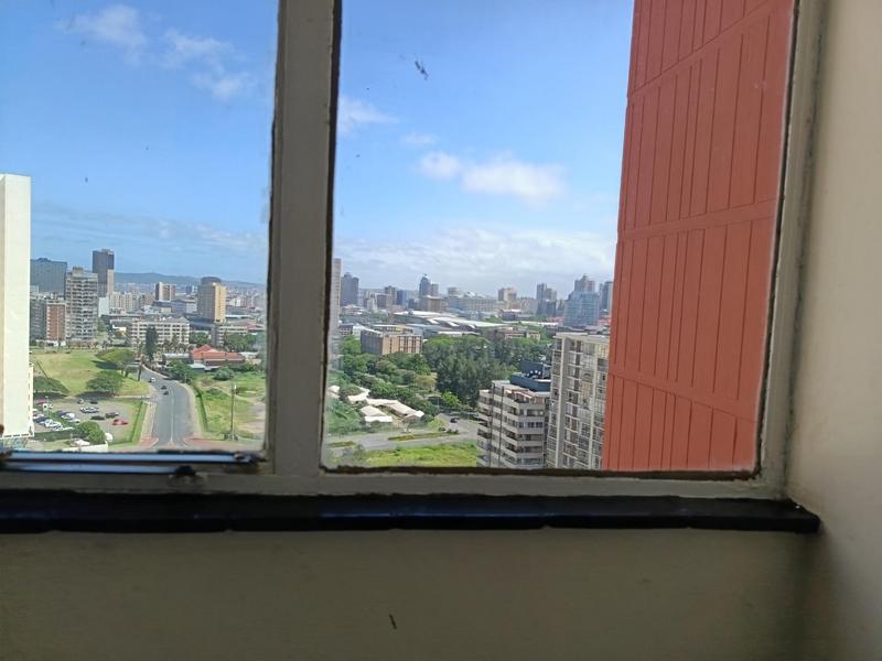 2 Bedroom Property for Sale in Durban Central KwaZulu-Natal