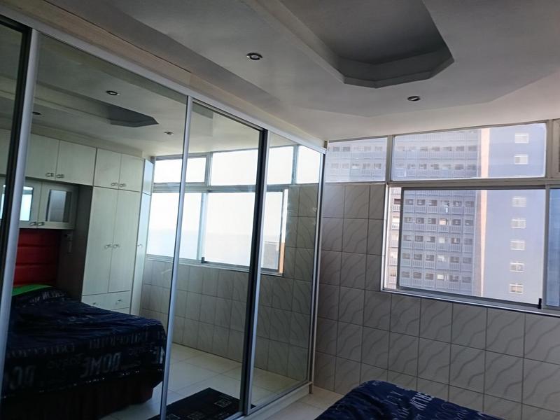 2 Bedroom Property for Sale in Durban Central KwaZulu-Natal