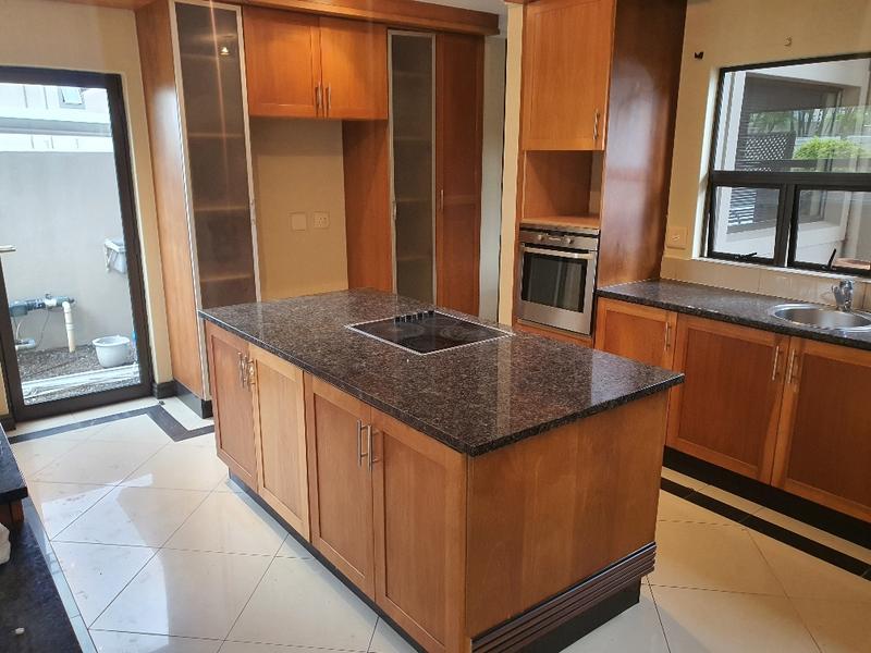 To Let 4 Bedroom Property for Rent in Izinga KwaZulu-Natal