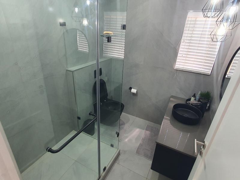 4 Bedroom Property for Sale in Izinga KwaZulu-Natal