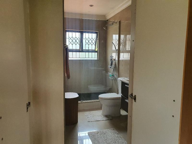 4 Bedroom Property for Sale in Somerset Park KwaZulu-Natal