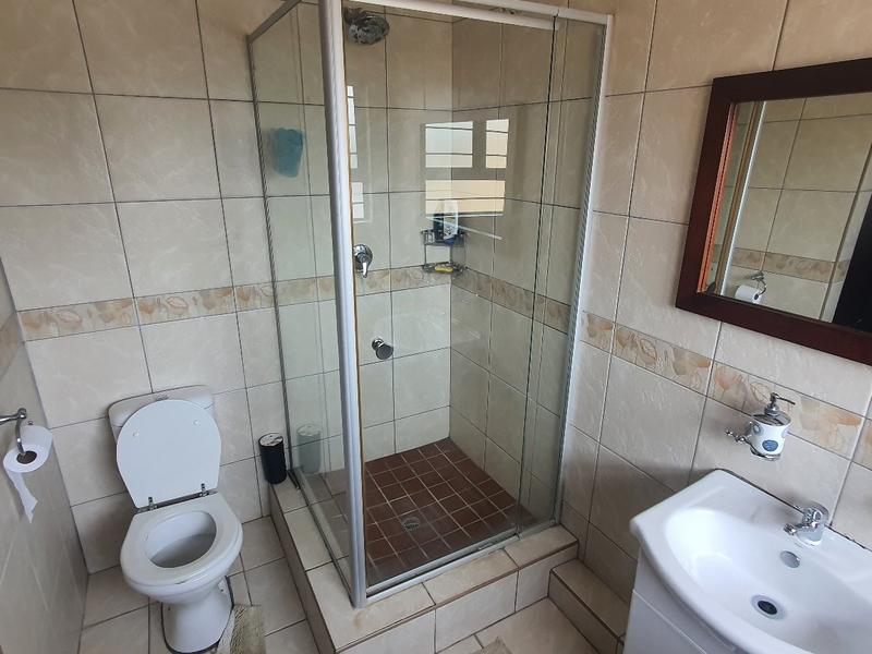 4 Bedroom Property for Sale in Somerset Park KwaZulu-Natal