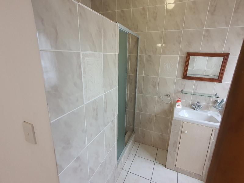 6 Bedroom Property for Sale in Umhlanga KwaZulu-Natal