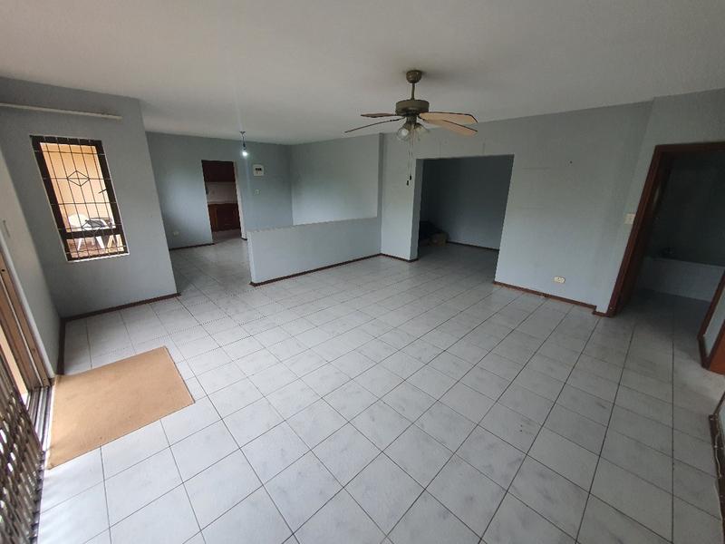 6 Bedroom Property for Sale in Umhlanga KwaZulu-Natal