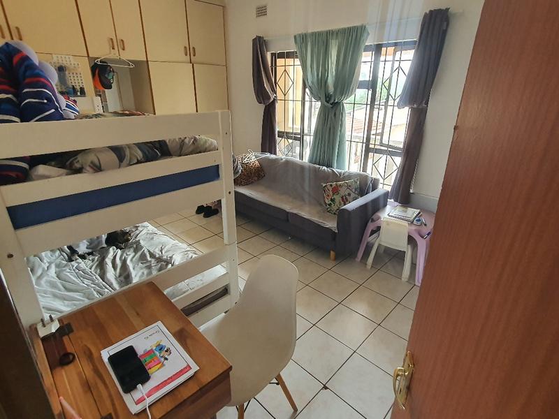 6 Bedroom Property for Sale in Umhlanga KwaZulu-Natal