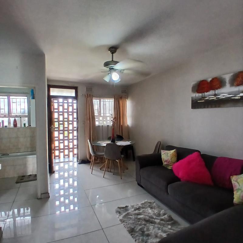 2 Bedroom Property for Sale in Montclair KwaZulu-Natal