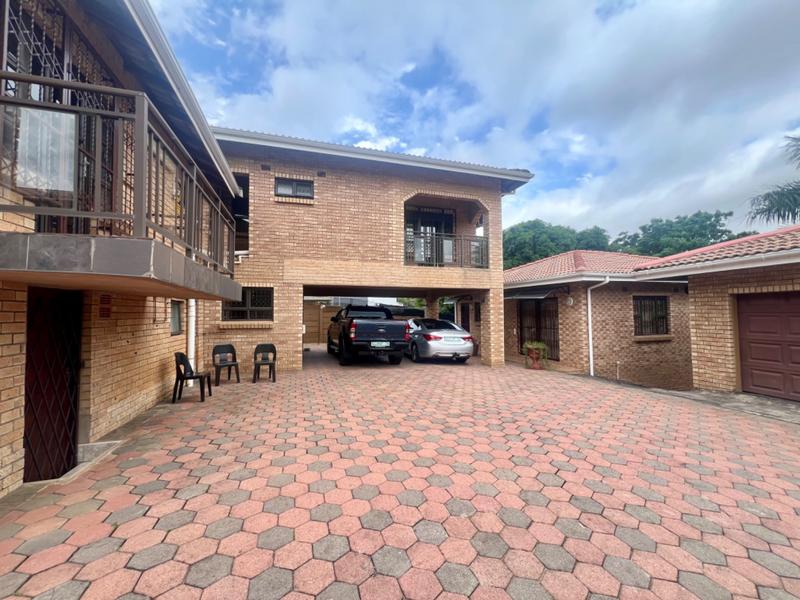 4 Bedroom Property for Sale in Reservoir Hills KwaZulu-Natal