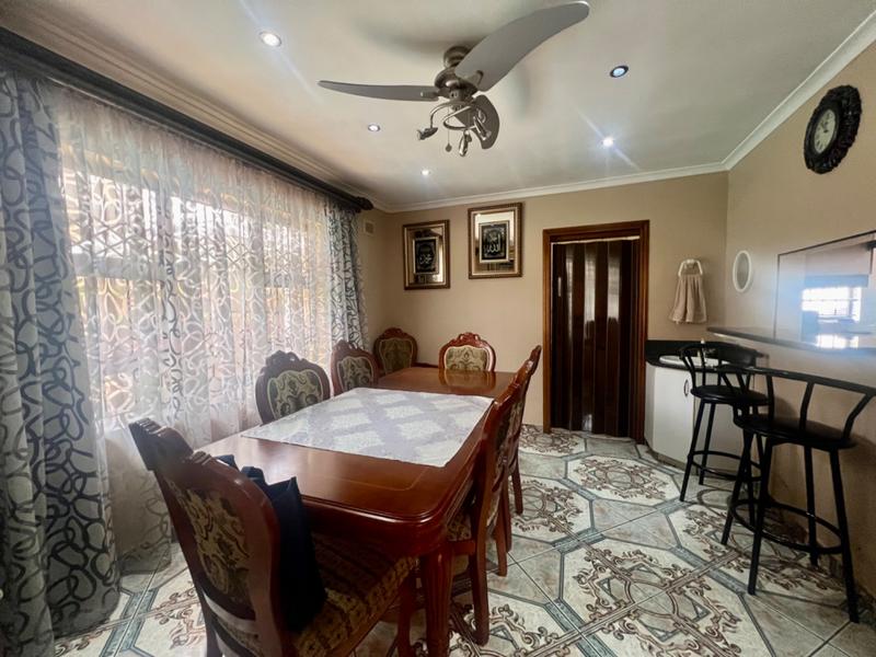 4 Bedroom Property for Sale in Reservoir Hills KwaZulu-Natal