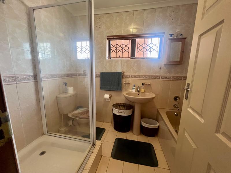 4 Bedroom Property for Sale in Reservoir Hills KwaZulu-Natal